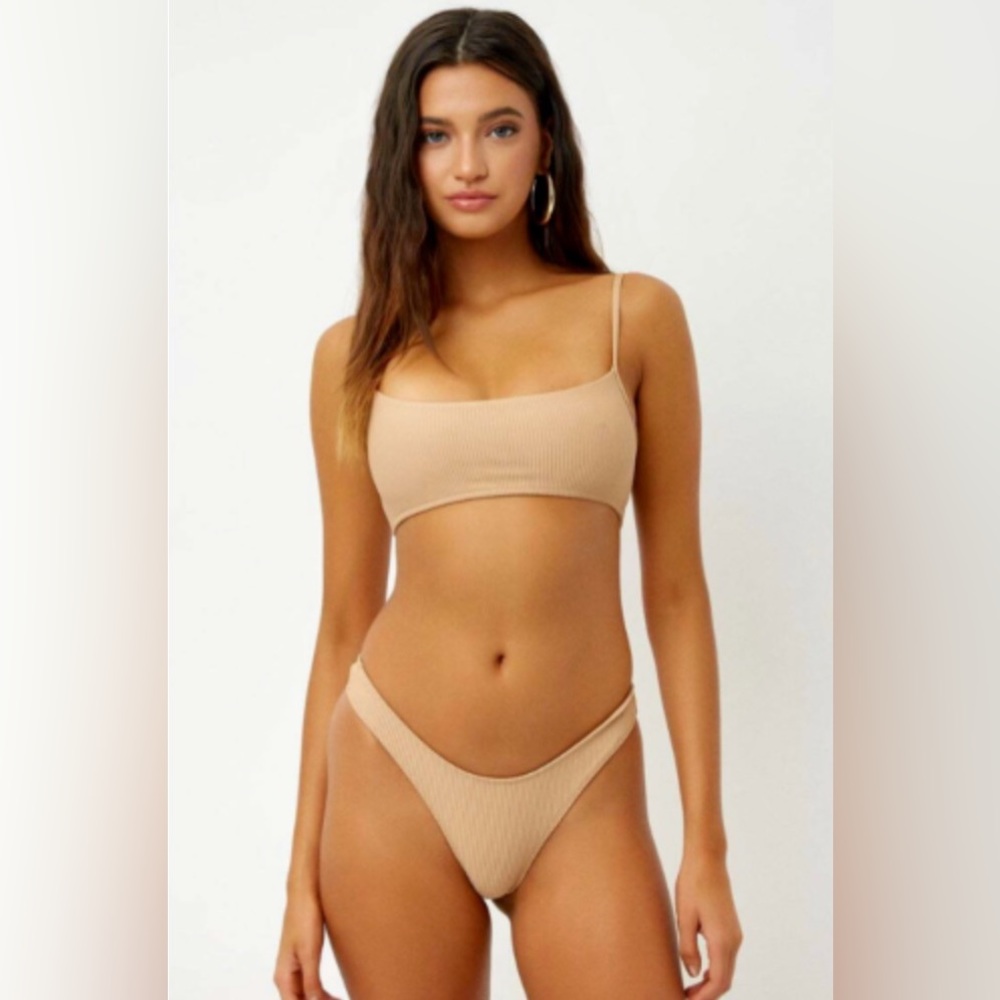 Frankies bikinis boots set in sand S/XS